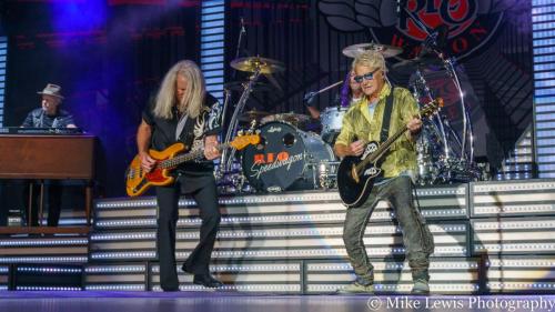 REO-Speedwagon-38