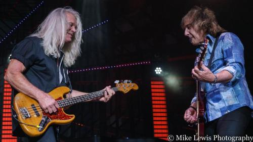 REO-Speedwagon-47
