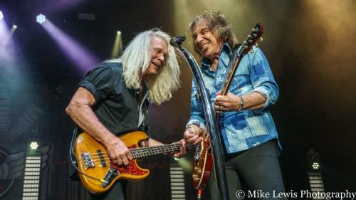 REO-Speedwagon-49